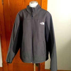 Men’s North Face Jacket - Large